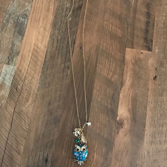 Assorted Necklaces - Picture 3 of 8